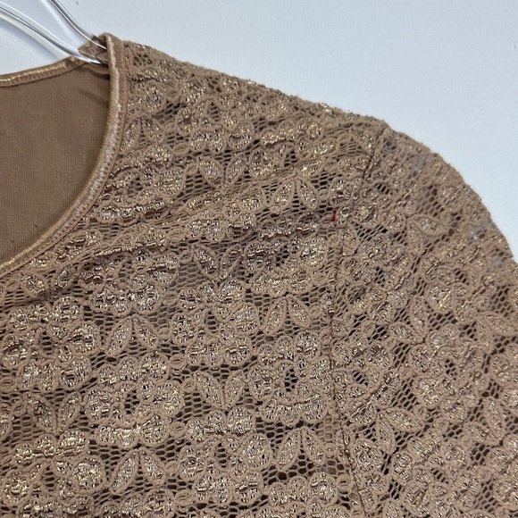 Vintage 90s Patricia Jones USA Tan Lace Overlay Snap Down Top M - Picture 5 of 5